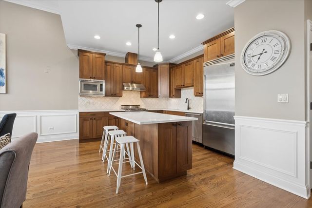 1130 W Diversey Parkway 4W, Chicago, IL 60614