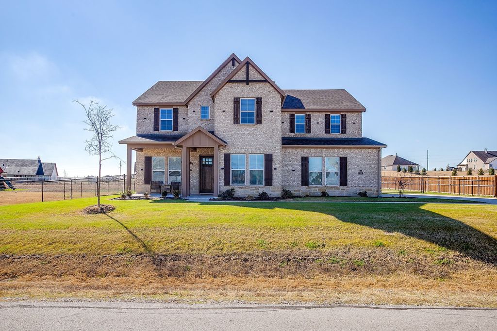 153 Misty Mountain Lane, Rhome, TX 76078