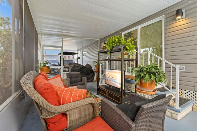 7165 MOUNT GEORGETOWN DRIVE NE 571, St Petersburg, FL 33702