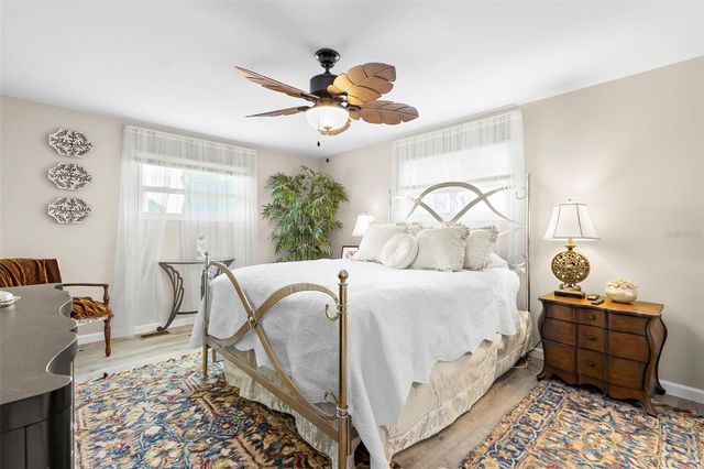 7165 MOUNT GEORGETOWN DRIVE NE 571, St Petersburg, FL 33702