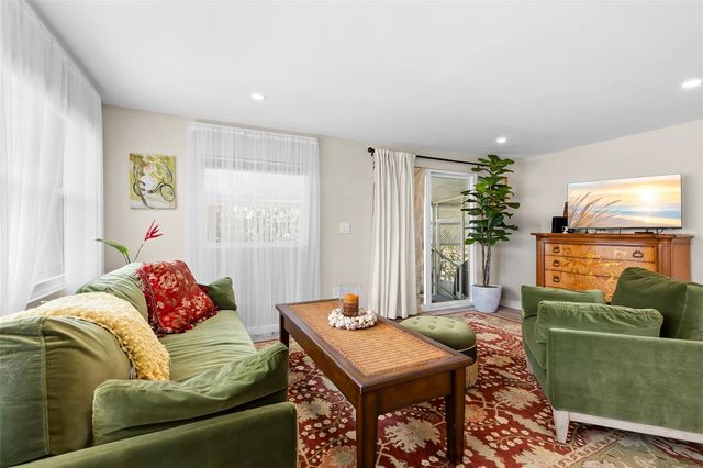 7165 MOUNT GEORGETOWN DRIVE NE 571, St Petersburg, FL 33702