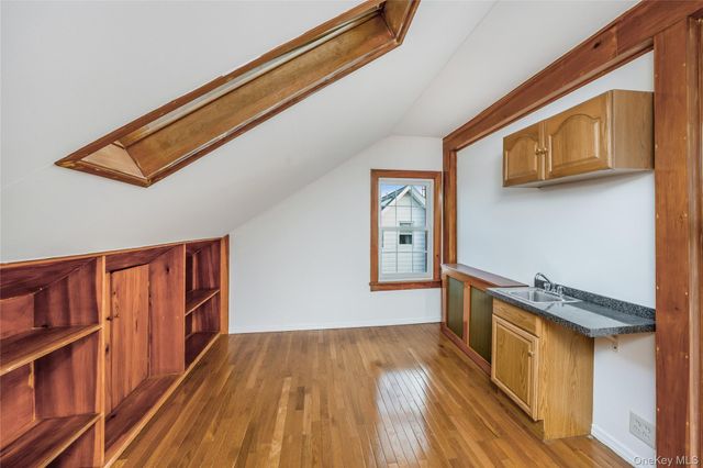 41 French Ridge, New Rochelle, NY 10801