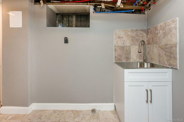 41 French Ridge, New Rochelle, NY 10801