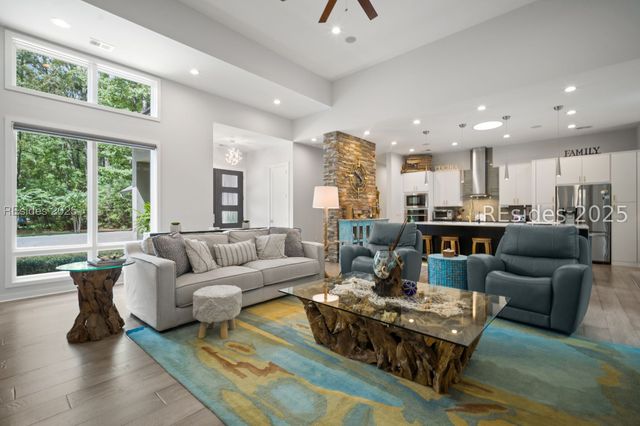 8 Sylvan Ct, Bluffton, SC 29910