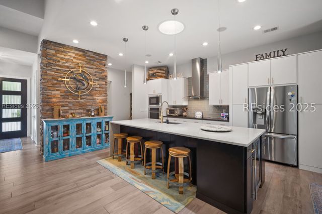 8 Sylvan Ct, Bluffton, SC 29910