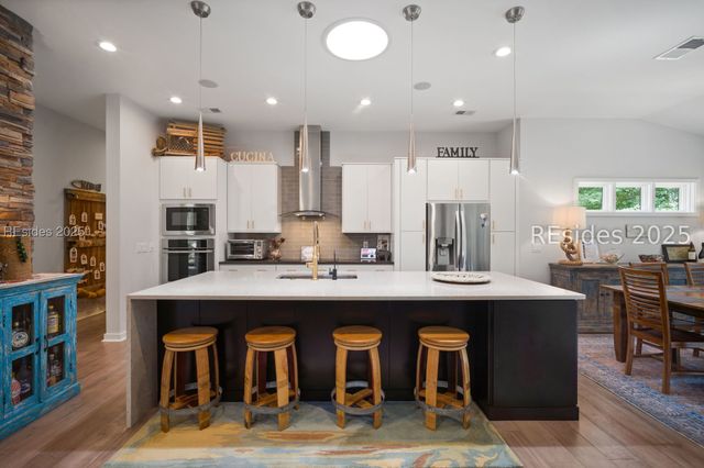 8 Sylvan Ct, Bluffton, SC 29910