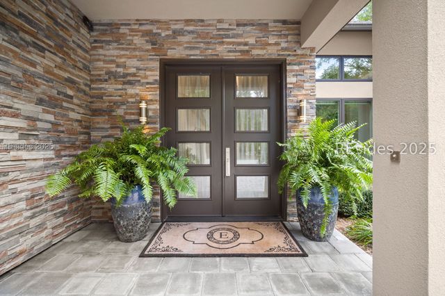 8 Sylvan Ct, Bluffton, SC 29910