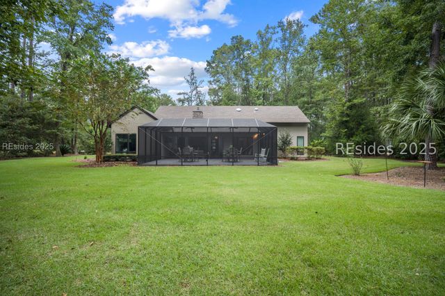 8 Sylvan Ct, Bluffton, SC 29910
