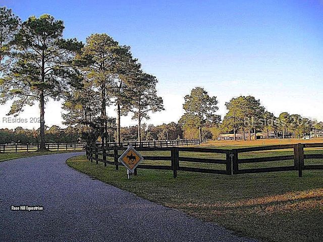 8 Sylvan Ct, Bluffton, SC 29910