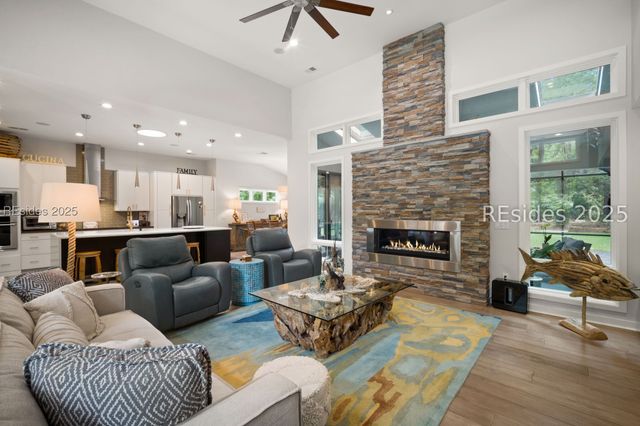 8 Sylvan Ct, Bluffton, SC 29910