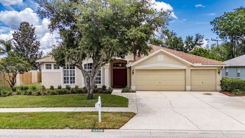 1216 FOX CHAPEL DRIVE, Lutz, FL 33549