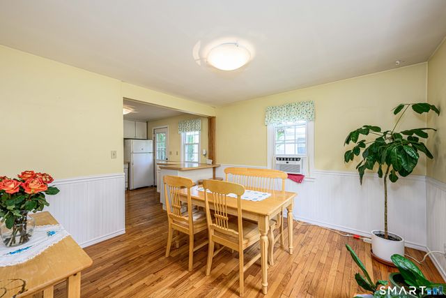 50 Albert Road, Hamden, CT 06514