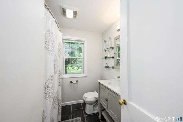50 Albert Road, Hamden, CT 06514
