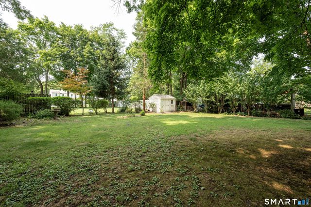 50 Albert Road, Hamden, CT 06514