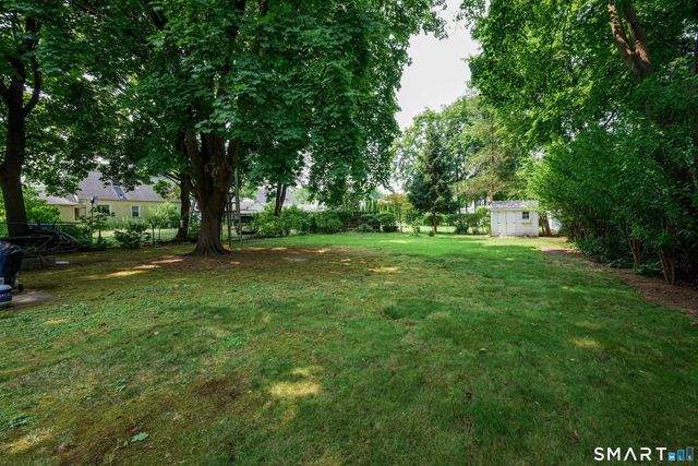 50 Albert Road, Hamden, CT 06514