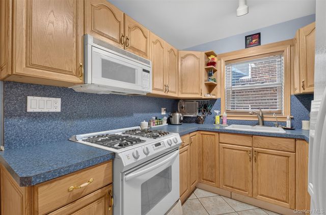 151-57 28th Avenue, Flushing, NY 11354