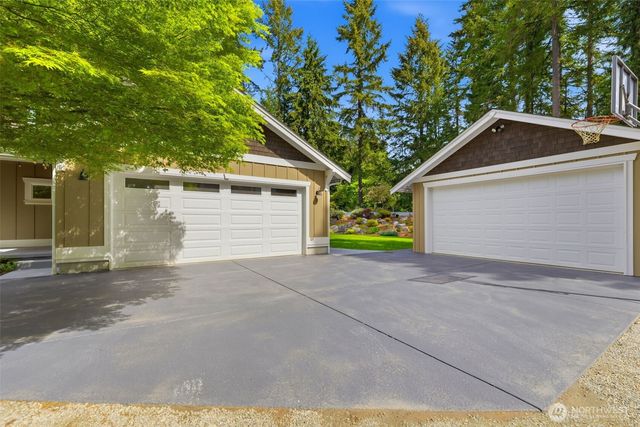 252 & 250 NW Sigurd Hanson Road, Poulsbo, WA 98370