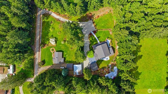 252 & 250 NW Sigurd Hanson Road, Poulsbo, WA 98370