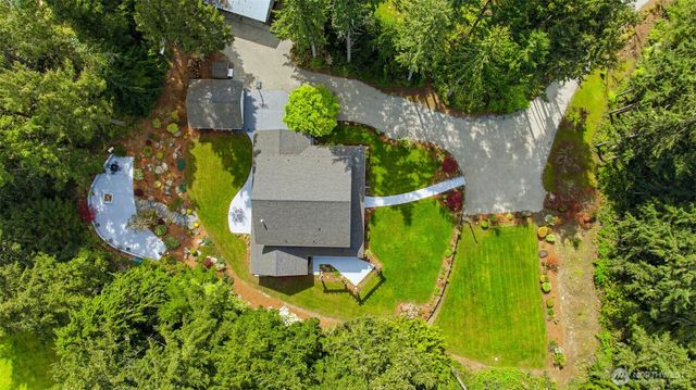 252 & 250 NW Sigurd Hanson Road, Poulsbo, WA 98370