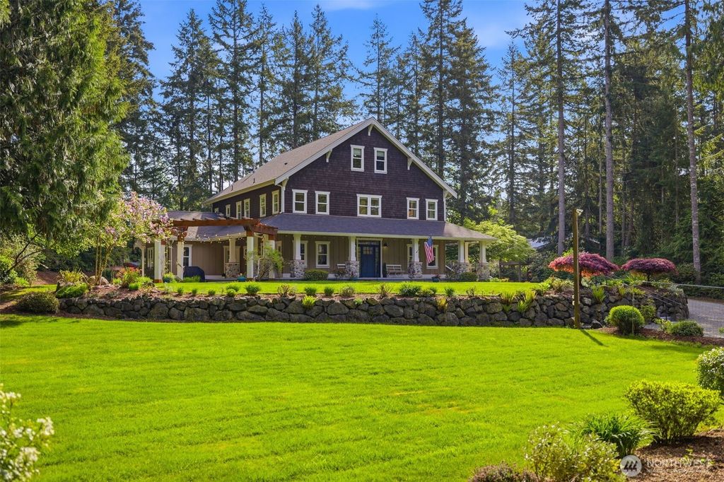 252 & 250 NW Sigurd Hanson Road, Poulsbo, WA 98370
