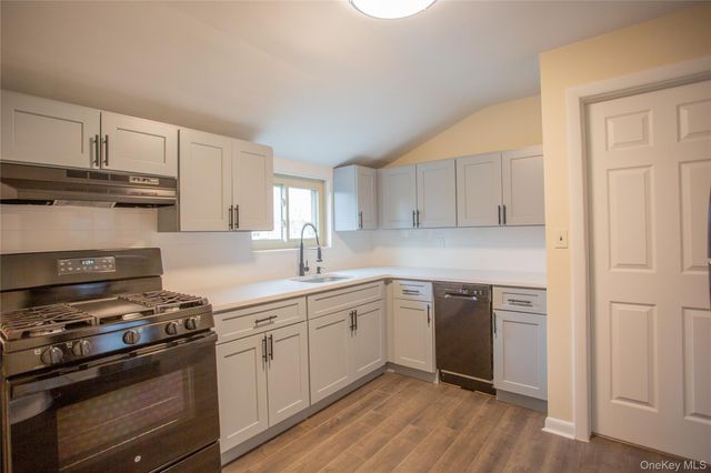 66 Denton Avenue 2nd Floor, East Rockaway, NY 11518