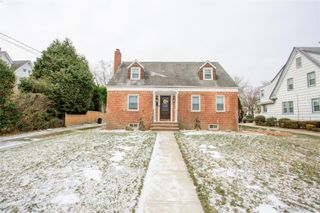 66 Denton Avenue 2nd Floor, East Rockaway, NY 11518