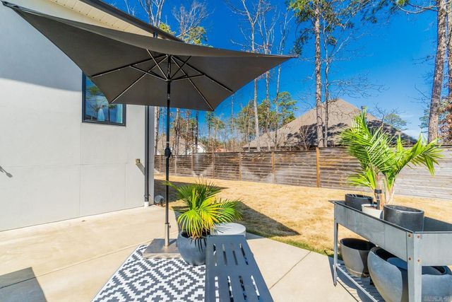 304 Ensbury Drive, Little Rock, AR 72223