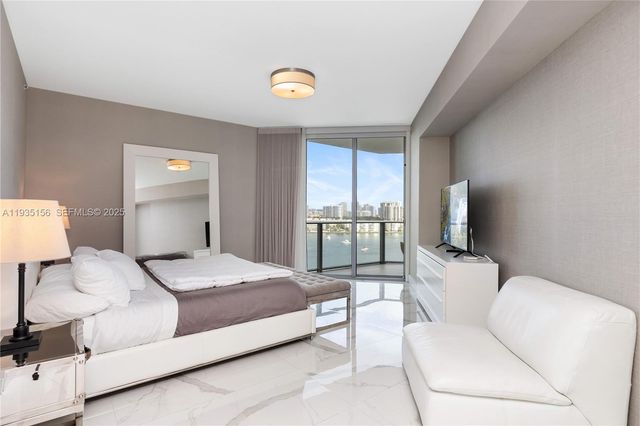 17301 Biscayne Boulevard 908, North Miami Beach, FL 33160
