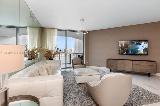 17301 Biscayne Boulevard 908, North Miami Beach, FL 33160