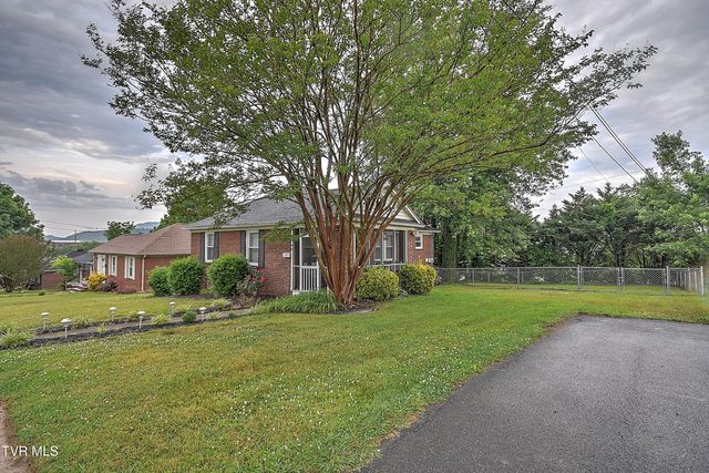 818 Birch Street, Kingsport, TN 37664