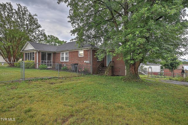 818 Birch Street, Kingsport, TN 37664