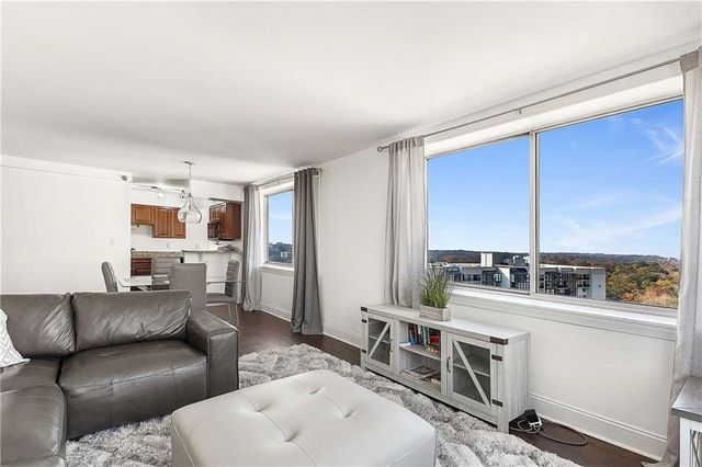 2479 Peachtree Road NE 1716, Atlanta, GA 30305