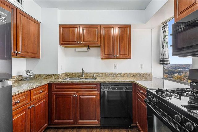 2479 Peachtree Road NE 1716, Atlanta, GA 30305