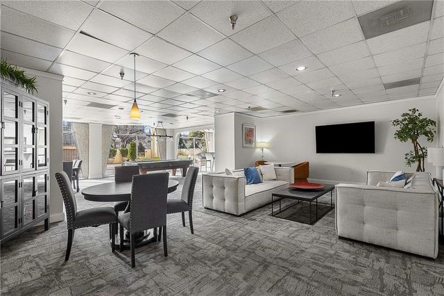 2479 Peachtree Road NE 1716, Atlanta, GA 30305