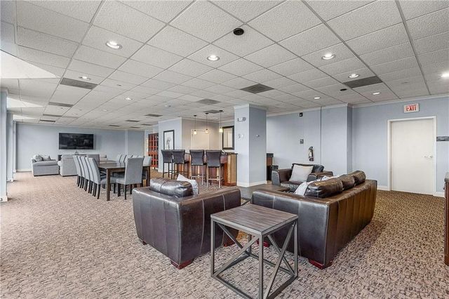 2479 Peachtree Road NE 1716, Atlanta, GA 30305