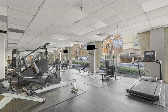 2479 Peachtree Road NE 1716, Atlanta, GA 30305