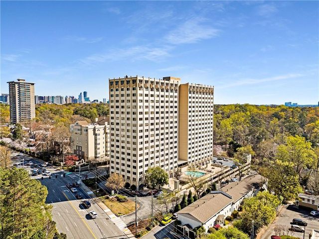 2479 Peachtree Road NE 1716, Atlanta, GA 30305