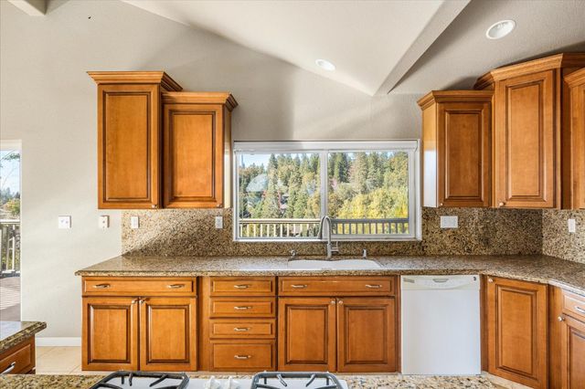 954 SANDALWOOD DRIVE, Murphys, CA 95247