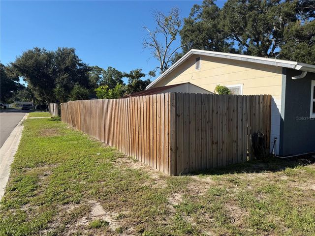 7200 51ST TERRACE N, St Petersburg, FL 33709