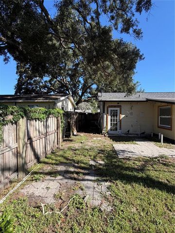 7200 51ST TERRACE N, St Petersburg, FL 33709