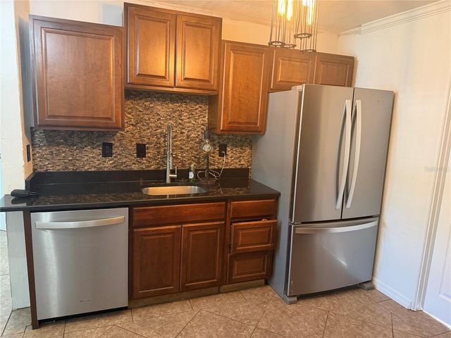 7200 51ST TERRACE N, St Petersburg, FL 33709