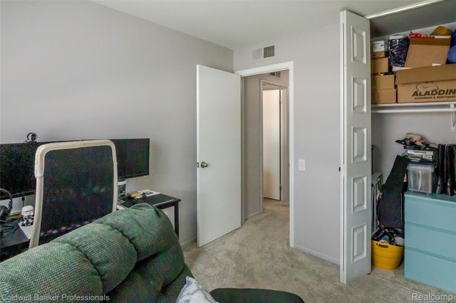 2606 Wildwood Court, Orion Charter Township, MI 48360