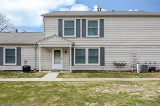 2606 Wildwood Court, Orion Charter Township, MI 48360