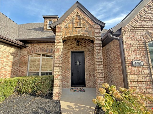 4601 W Pat Lee Parkway, Rogers, AR 72758