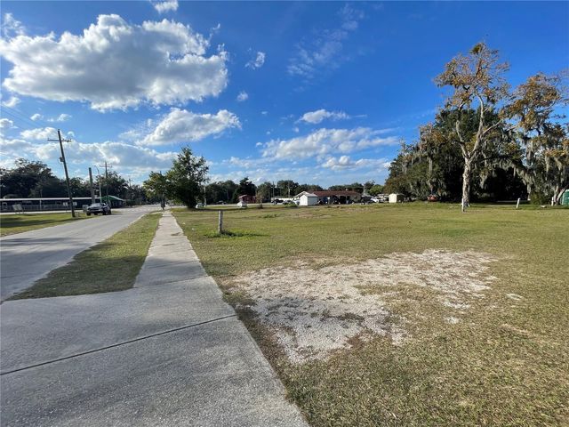 7 4TH STREET SE, Fort Meade, FL 33841