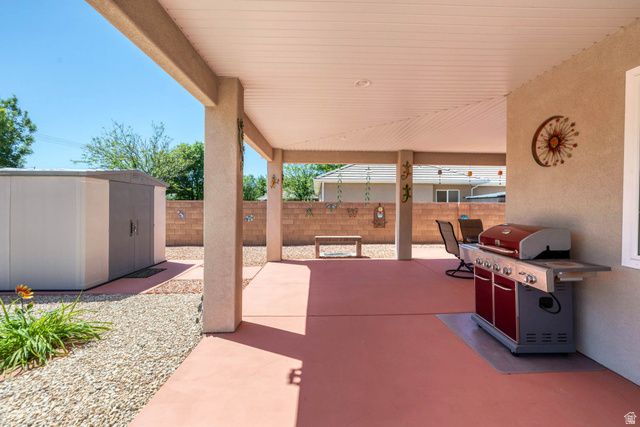 633 W 375 S, Hurricane, UT 84737