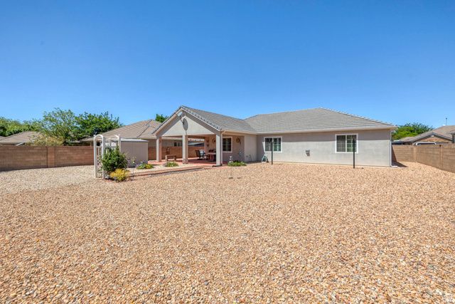 633 W 375 S, Hurricane, UT 84737