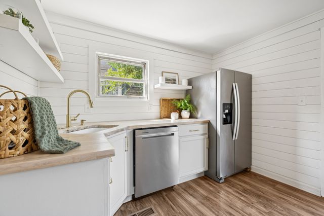 6114 Morrow Rd, Nashville, TN 37209