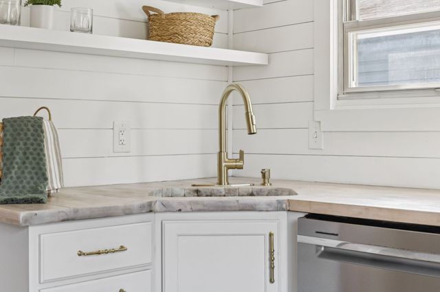 6114 Morrow Rd, Nashville, TN 37209