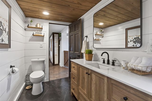 6770 Cement City Road, Brooklyn, MI 49230